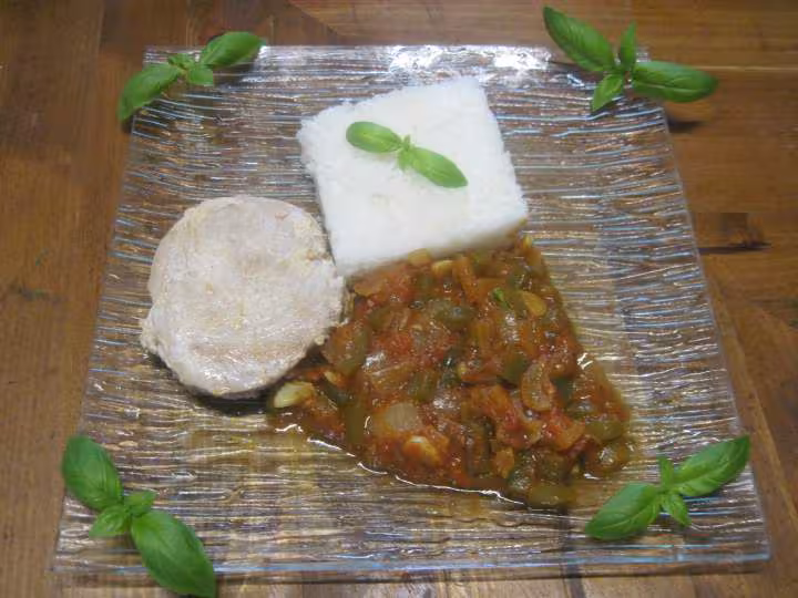 Medaillons de thon a la sauce tomate