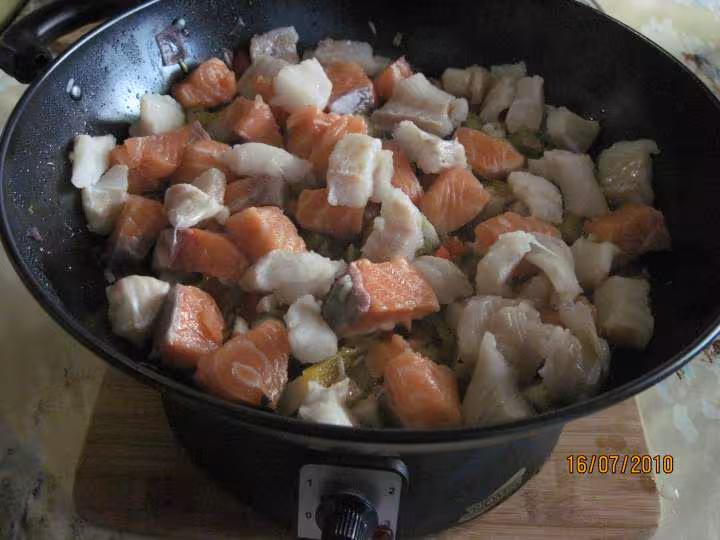 Melee de fruits mer et legumes wok