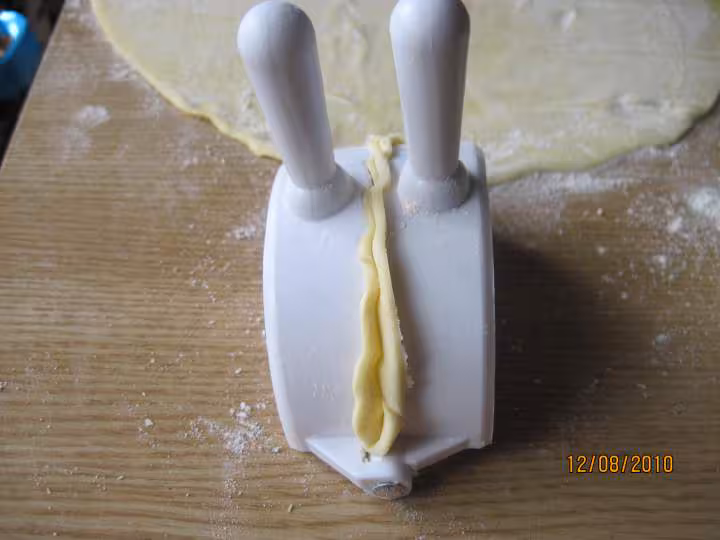 Mini chaussons feuilletees garnis sales