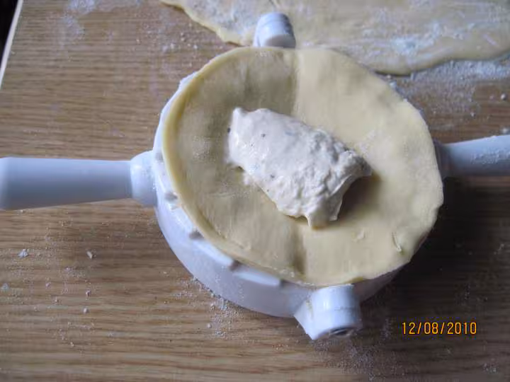 Mini chaussons feuilletees garnis sales