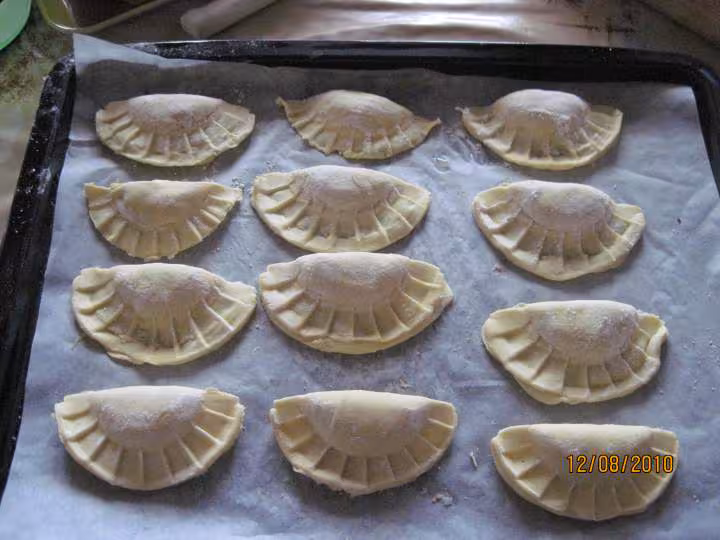 Mini chaussons feuilletees garnis sales
