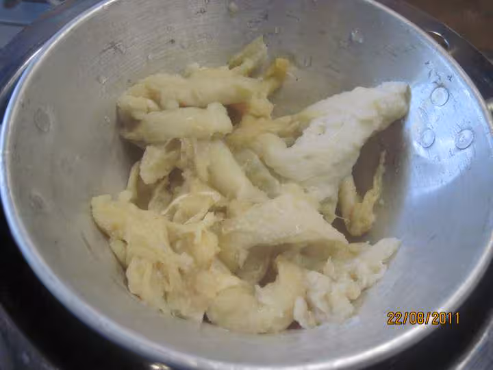 Morue a la sauce tomate et basilic cougettes