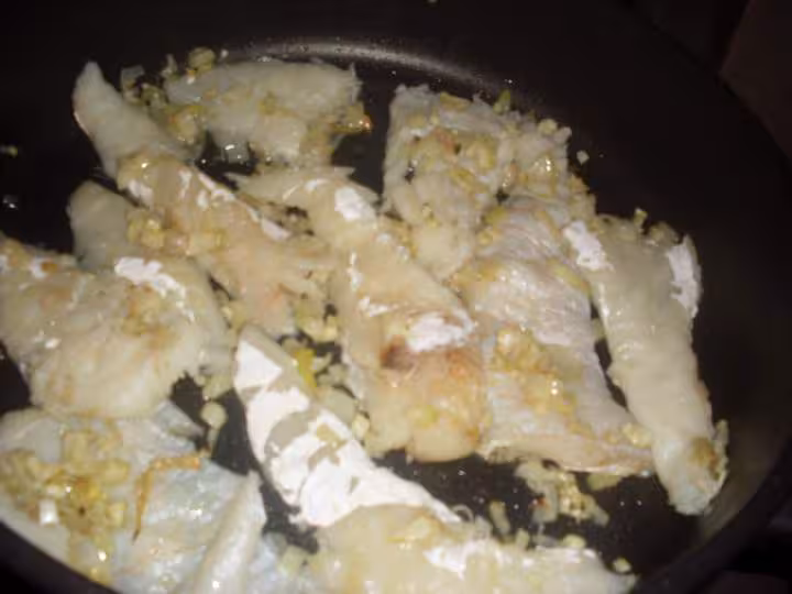 Morue fraiche a la sauce tomate facon maison bacilic