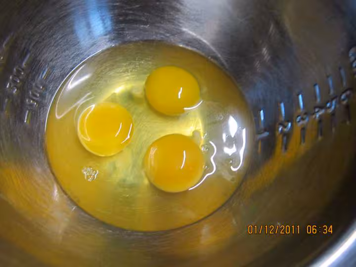 Omelette aux pommes de terre vitelottes