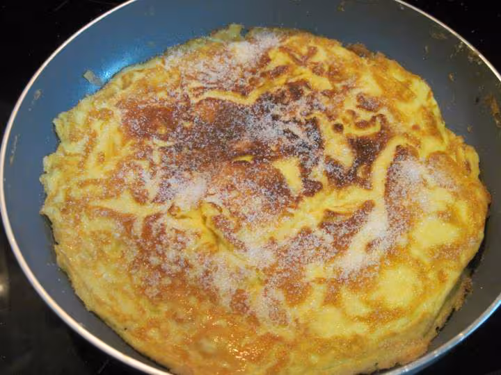 Omelette sucree aux abricots
