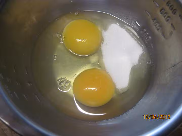 Omelette sucree aux fraises