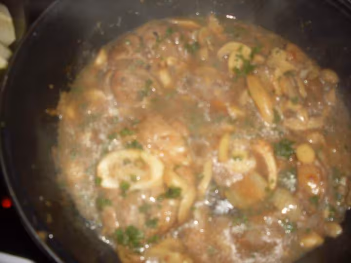 Osso bucco aux champignons sauter de courgettes