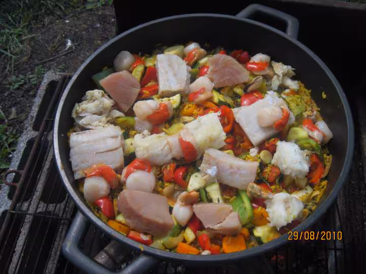 Paella aux fruits mer et poissons maison