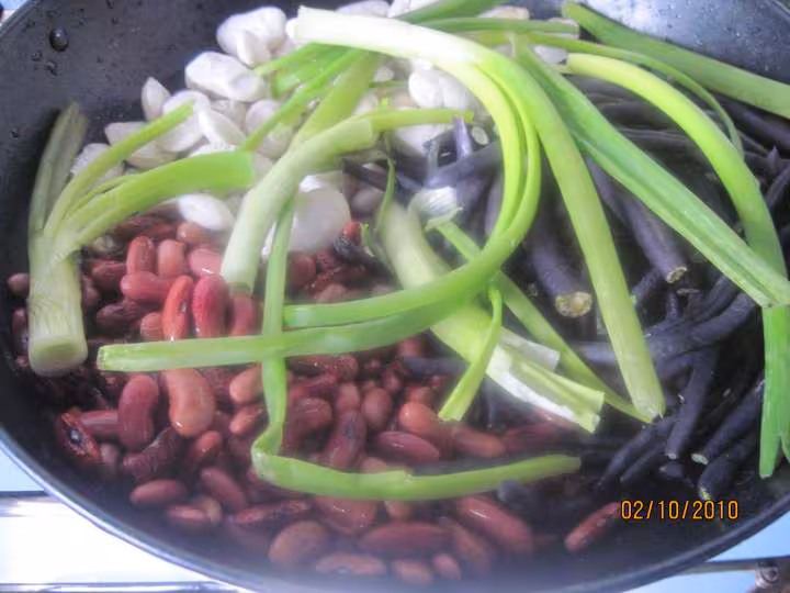 Palette de porc au haricots de soissons amp divers legumes