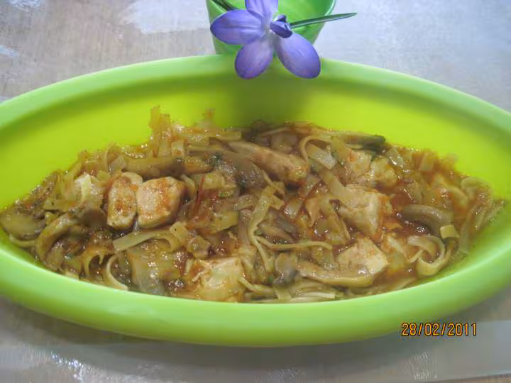 Papillotes aux cubes de poulet pates legumes