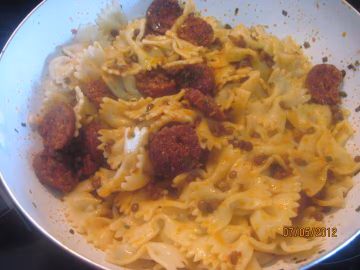 Pate farfalles au chorizo et lentilles