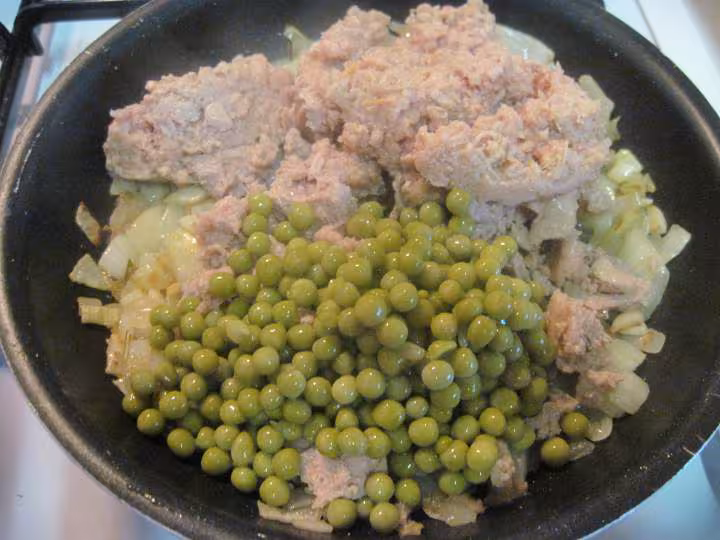 Pate torsade au thon et petits pois