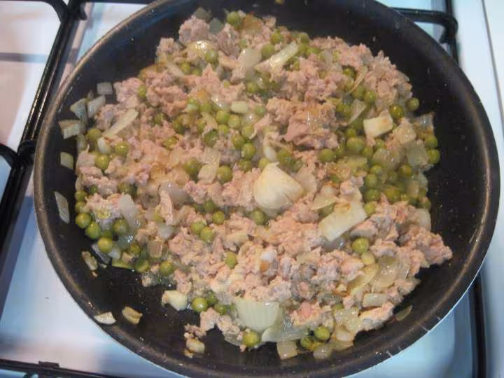 Pate torsade au thon et petits pois