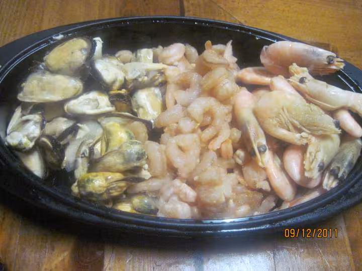Pates chinoise aux legumes de julienne et fruits mer