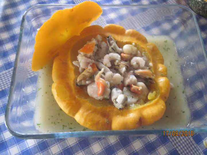 Patisson au poisson et fruits mer en sauce