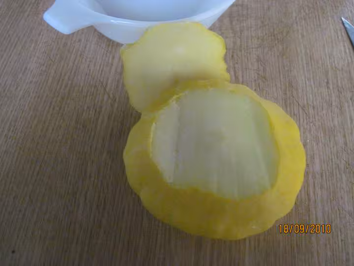Patisson jaune farcis en omelette