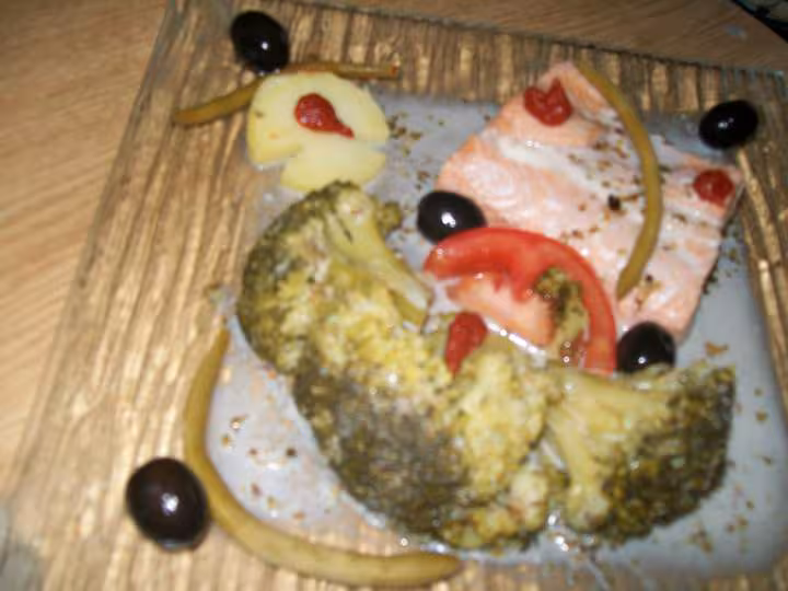 Pave de saumon rose brocolis au lait de noix de coco