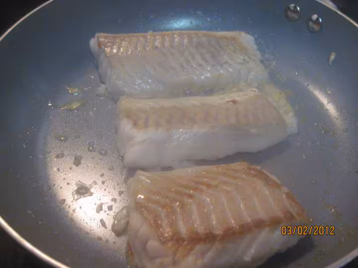 Paves de lieu noir aux champignons en sauce