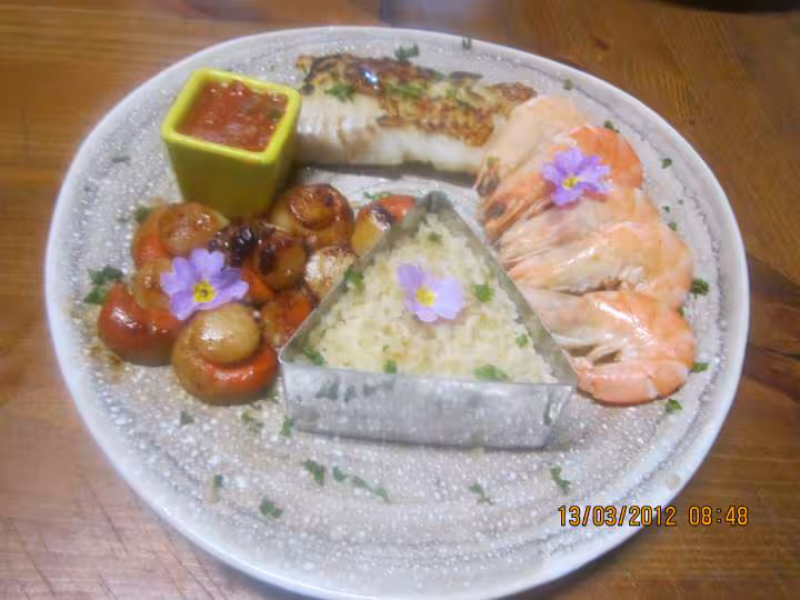 Paves de poisson et crustaces eu boulgour