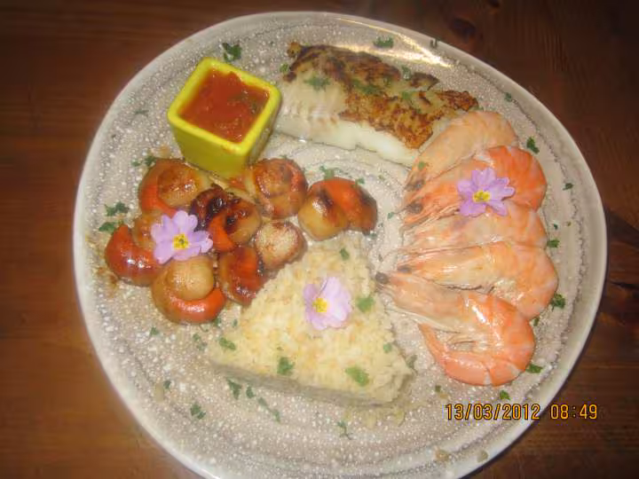 Paves de poisson et crustaces eu boulgour