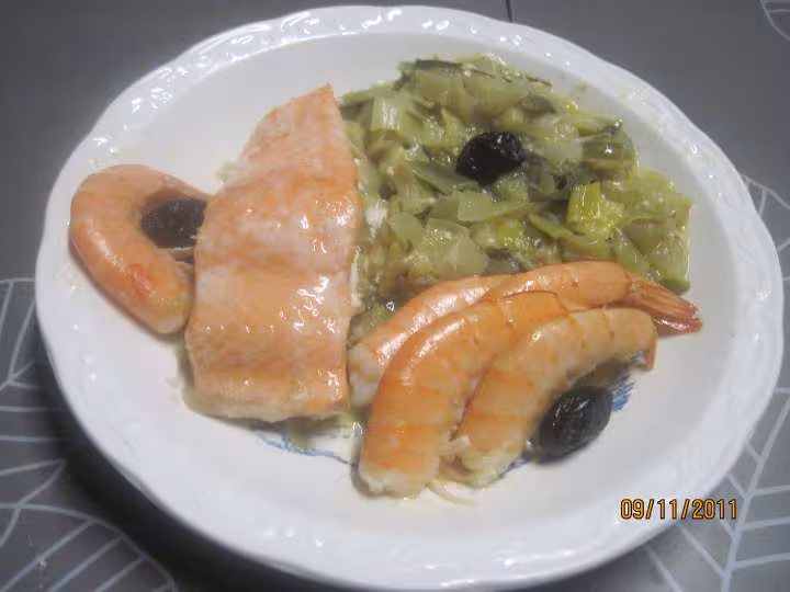 Paves de truite cuits a l ettouffe aux poireaux