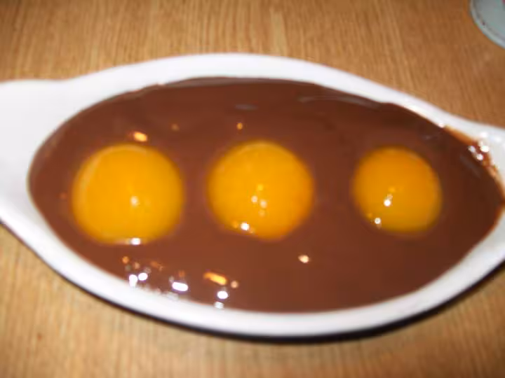 Petits barquettes aux chocolat abricot chantilly