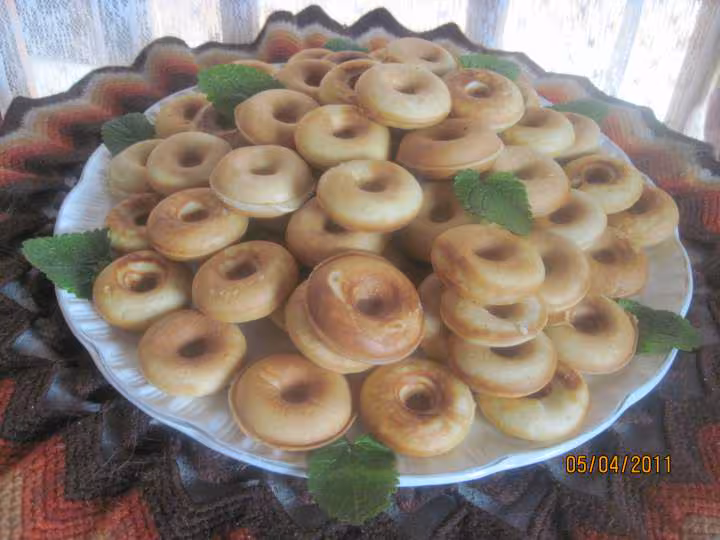 Petits donuts au reglisse moulue
