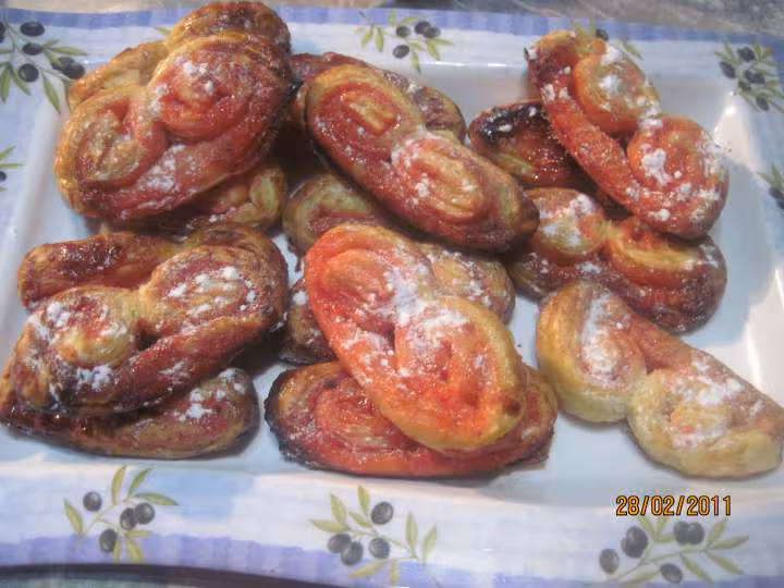 Petits feuilletees au sucre saveur de fraises