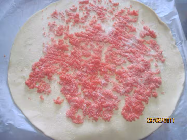 Petits feuilletees au sucre saveur de fraises
