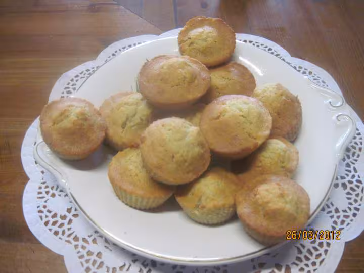 Petits gateaux a la pomme et poudre d amandes