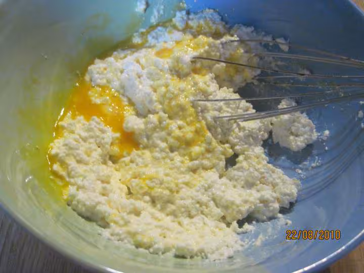 Petits gateaux au lait toune caille a la cannelle