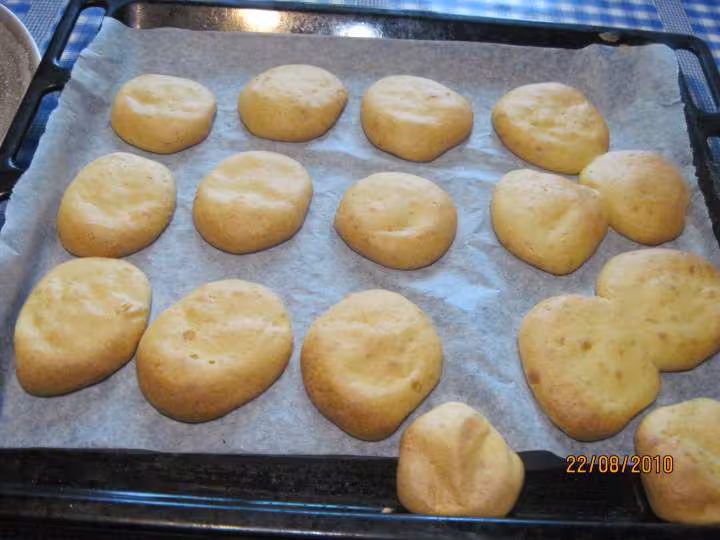 Petits gateaux au lait toune caille a la cannelle