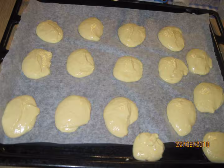 Petits gateaux au lait toune caille a la cannelle