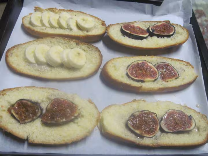 Petits pains au lait aux fruits