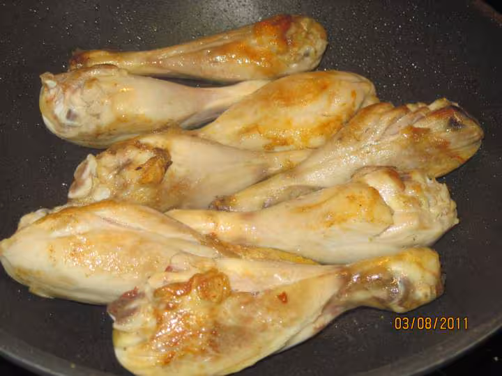 Pillons de poulet au pate et sauce massale