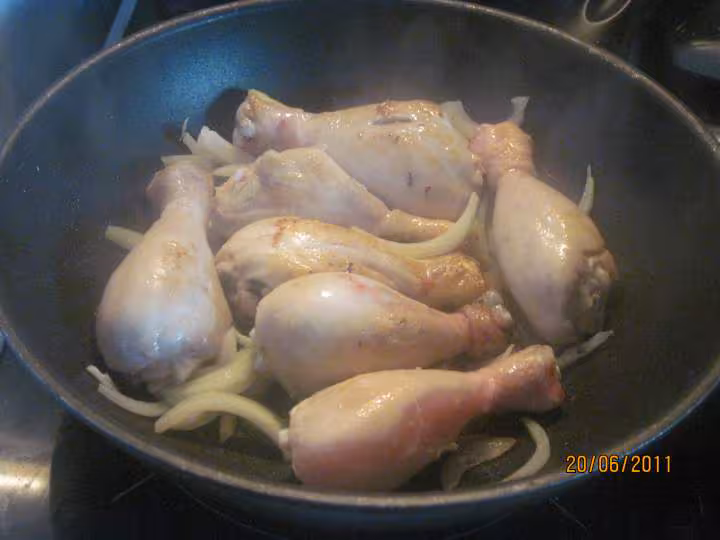 Pillons de poulet aux brocolis en sauce