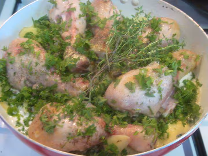 Pillons de poulet aux pommes de terre et oignons