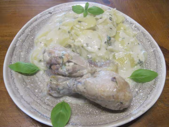 Pillons de poulet aux pommes de terre et oignons
