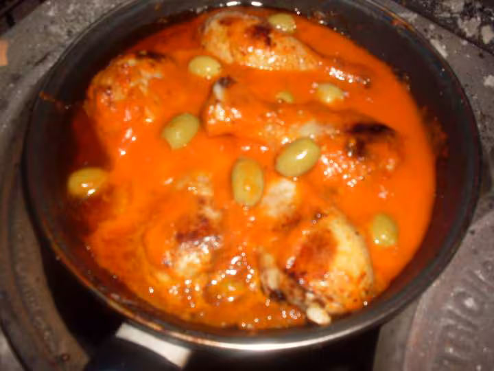 Pilons de poulets sauce tomates maison