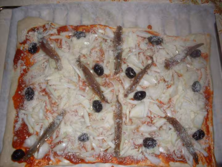 Pizza a l oignons au parmesan