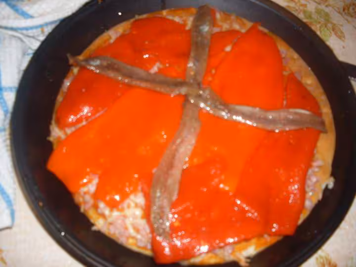 Pizza aux poivrons rouge