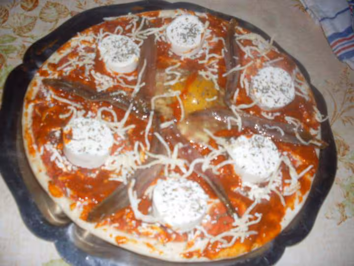 Pizza chevre anchois rapide
