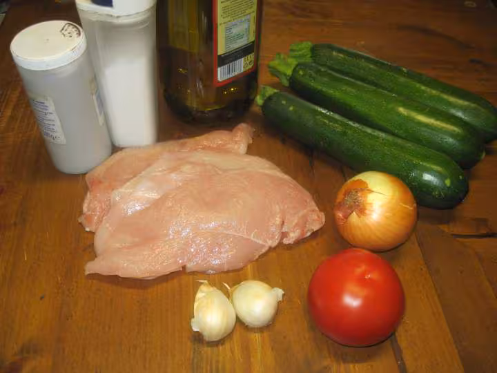 Poelees de courgettes tomate aux escalopes de dinde