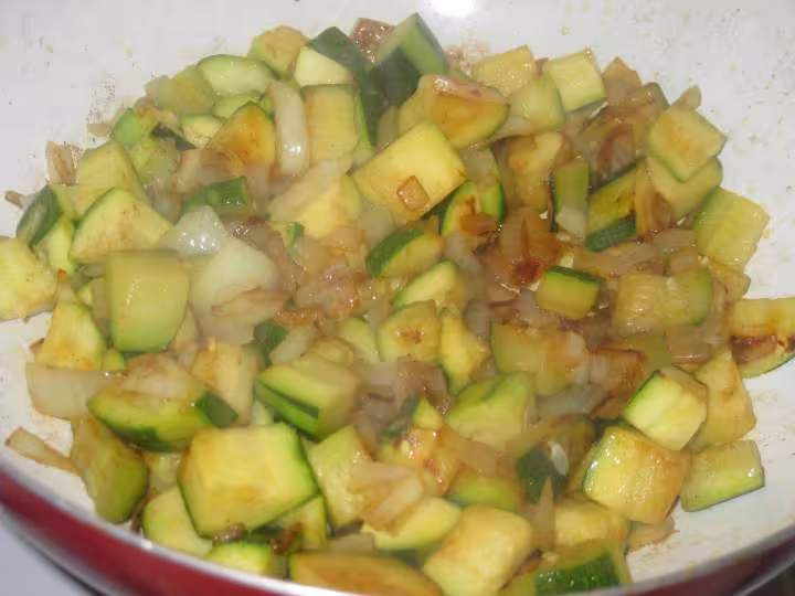 Poelees de courgettes tomate aux escalopes de dinde