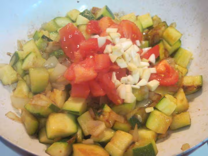 Poelees de courgettes tomate aux escalopes de dinde