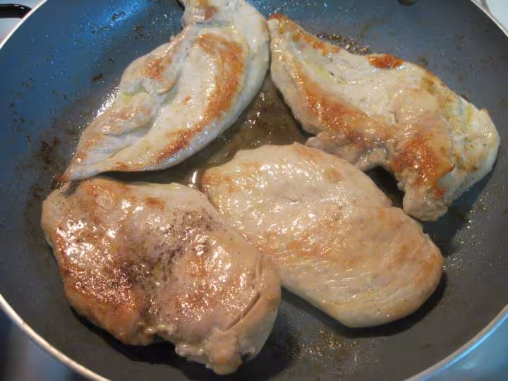 Poelees de courgettes tomate aux escalopes de dinde