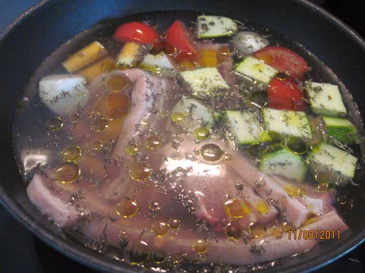 Poitrine de porc aux lentilles a la creme fraiche