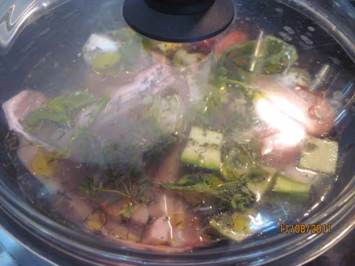 Poitrine de porc aux lentilles a la creme fraiche