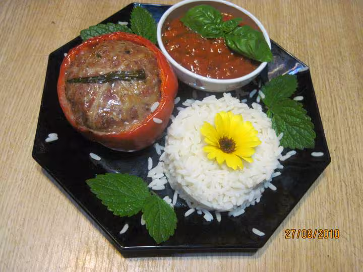 Poivrons rouges farcis aux crepinettes