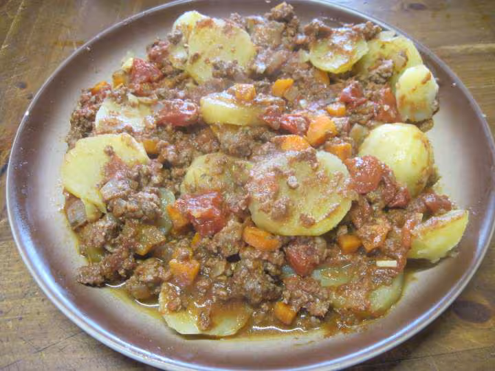 Pommes de terre a la bolognaise